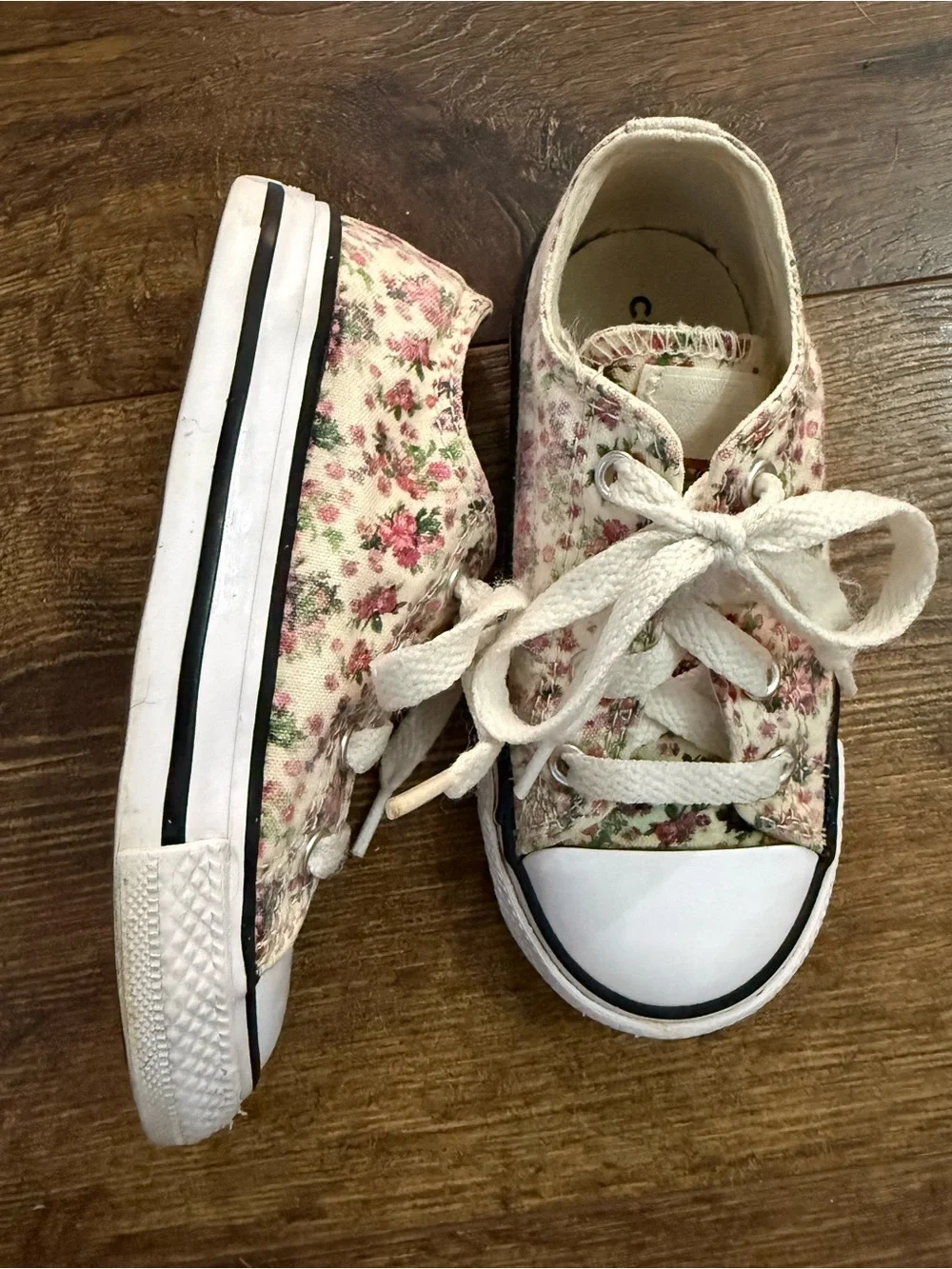Kids Floral Canvas Sneakers - Pink Floral